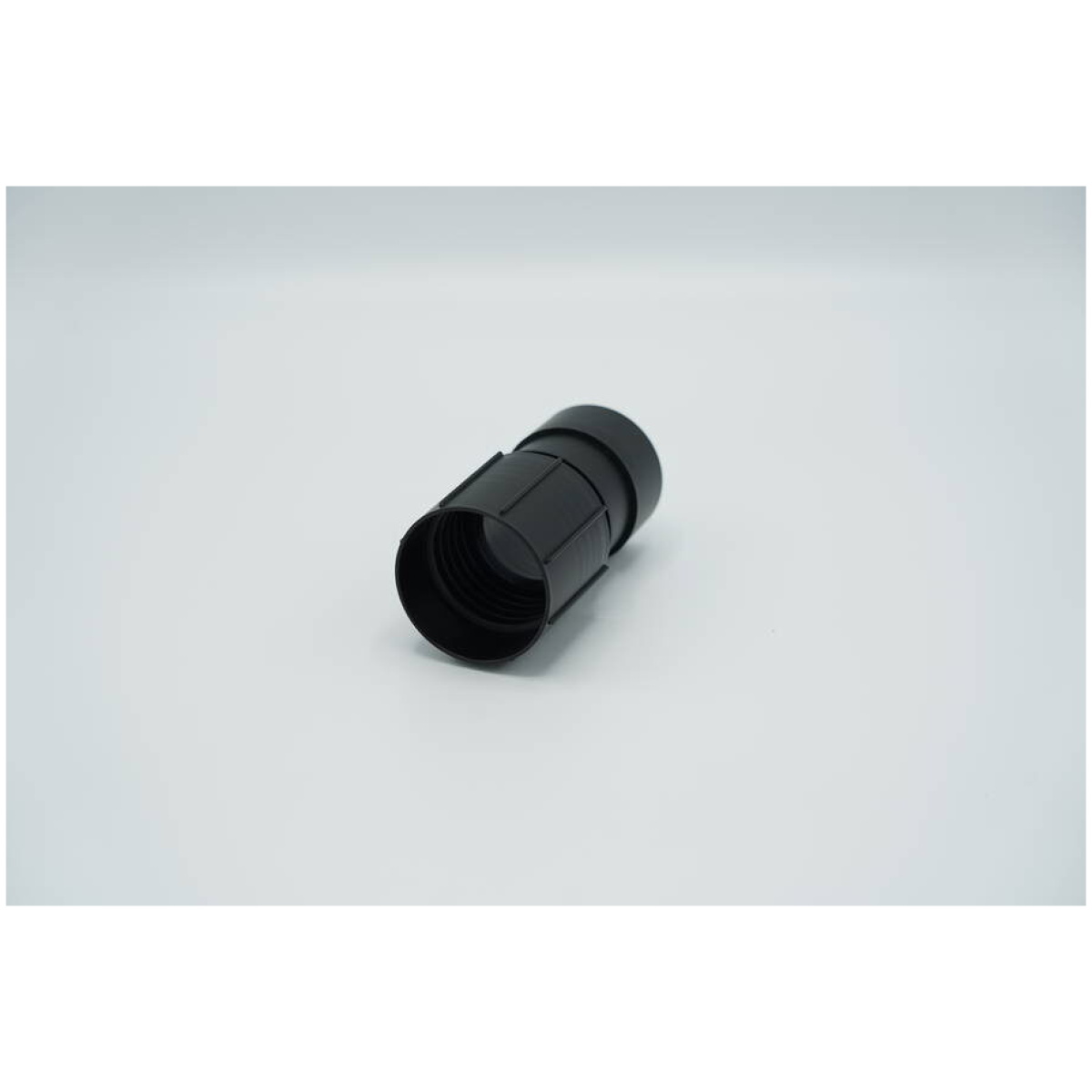 Endi á barka við ryksugu - Image 1